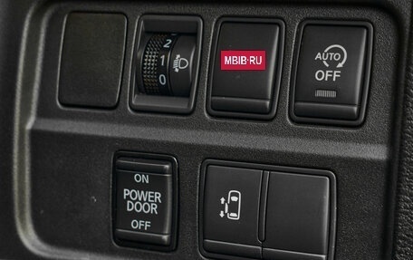 Nissan Serena IV, 2018 год, 2 140 000 рублей, 22 фотография