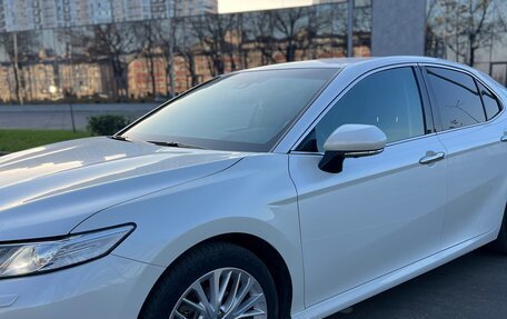 Toyota Camry, 2019 год, 3 350 000 рублей, 3 фотография