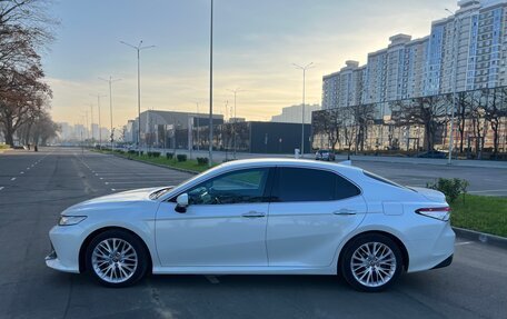 Toyota Camry, 2019 год, 3 350 000 рублей, 4 фотография