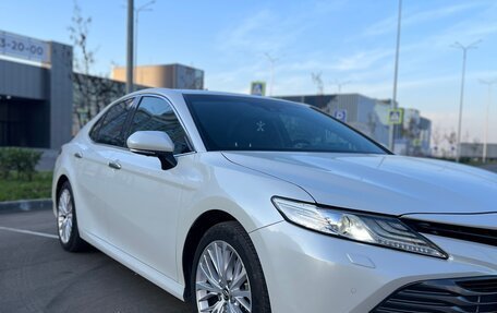 Toyota Camry, 2019 год, 3 350 000 рублей, 13 фотография