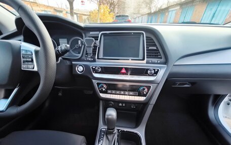 Hyundai Sonata VII, 2018 год, 1 950 000 рублей, 10 фотография