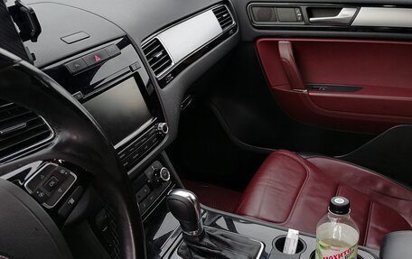 Volkswagen Touareg III, 2012 год, 1 700 000 рублей, 11 фотография