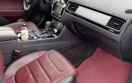 Volkswagen Touareg III, 2012 год, 1 700 000 рублей, 8 фотография