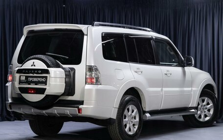 Mitsubishi Pajero IV, 2013 год, 1 999 000 рублей, 4 фотография