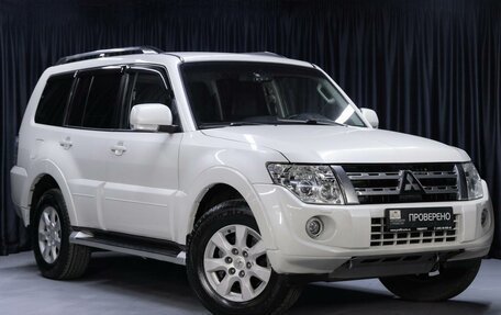 Mitsubishi Pajero IV, 2013 год, 1 999 000 рублей, 2 фотография