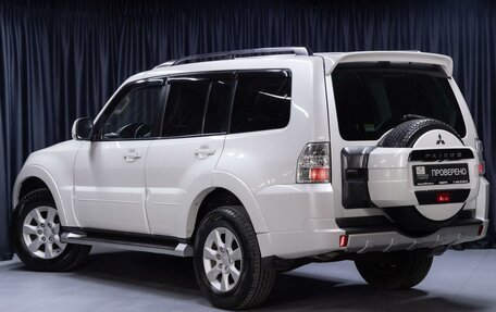 Mitsubishi Pajero IV, 2013 год, 1 999 000 рублей, 3 фотография