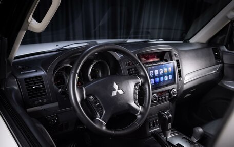 Mitsubishi Pajero IV, 2013 год, 1 999 000 рублей, 5 фотография