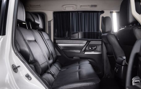 Mitsubishi Pajero IV, 2013 год, 1 999 000 рублей, 19 фотография