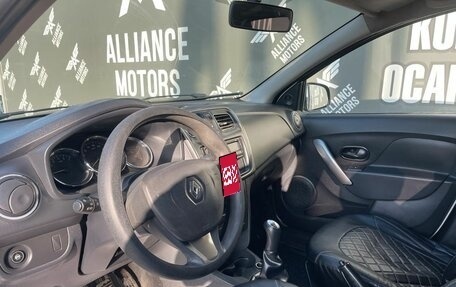 Renault Logan II, 2017 год, 495 000 рублей, 11 фотография