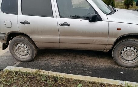 Chevrolet Niva I рестайлинг, 2005 год, 325 000 рублей, 2 фотография