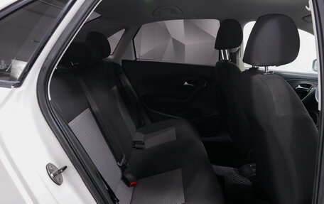 Volkswagen Polo VI (EU Market), 2012 год, 750 000 рублей, 12 фотография