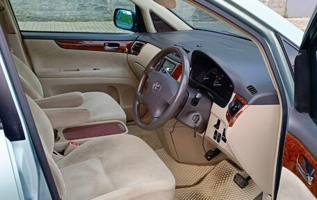 Toyota Ipsum II, 2002 год, 1 028 000 рублей, 8 фотография