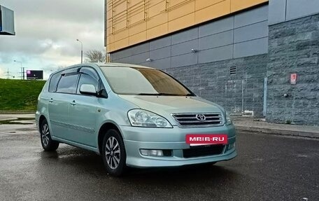 Toyota Ipsum II, 2002 год, 1 028 000 рублей, 3 фотография
