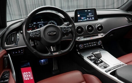 KIA Stinger I, 2018 год, 2 990 000 рублей, 9 фотография