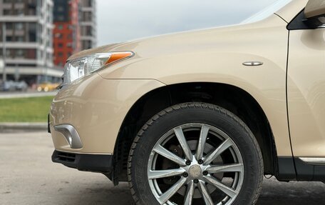 Toyota Highlander III, 2010 год, 1 620 000 рублей, 8 фотография