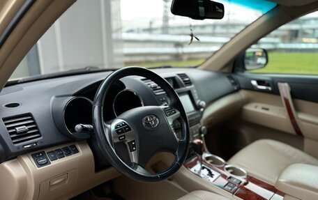 Toyota Highlander III, 2010 год, 1 620 000 рублей, 30 фотография