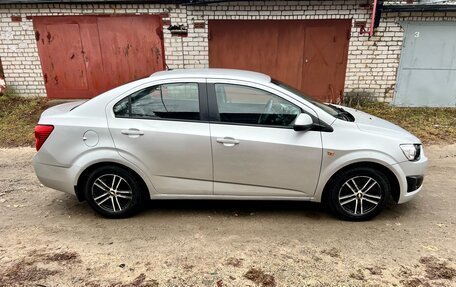 Chevrolet Aveo III, 2014 год, 600 000 рублей, 3 фотография