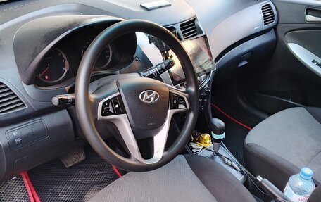 Hyundai Solaris II рестайлинг, 2013 год, 849 000 рублей, 5 фотография