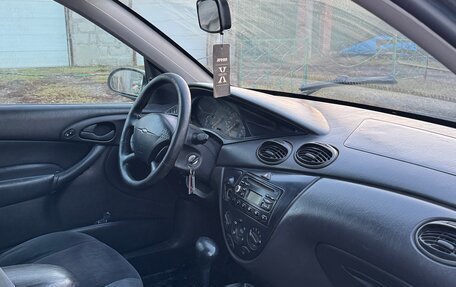 Ford Focus IV, 2001 год, 140 000 рублей, 9 фотография