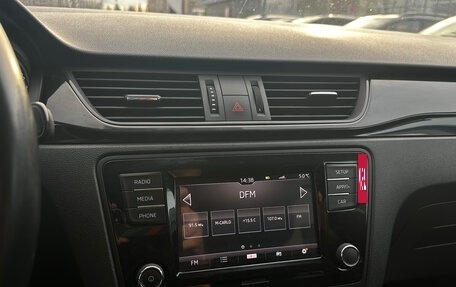 Skoda Rapid I, 2018 год, 1 049 000 рублей, 9 фотография