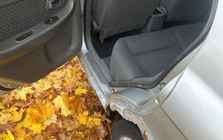 KIA Shuma II, 2003 год, 90 000 рублей, 4 фотография