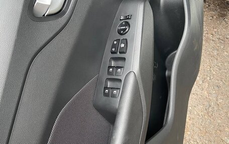 Hyundai Solaris II рестайлинг, 2017 год, 1 250 000 рублей, 19 фотография