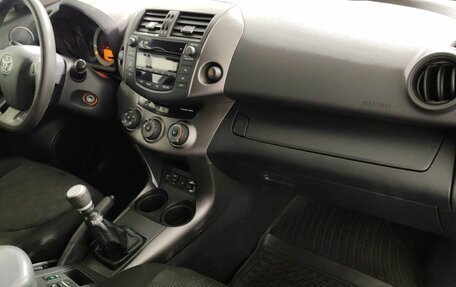 Toyota RAV4, 2011 год, 1 200 000 рублей, 13 фотография