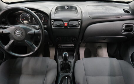 Nissan Almera, 2005 год, 429 000 рублей, 13 фотография