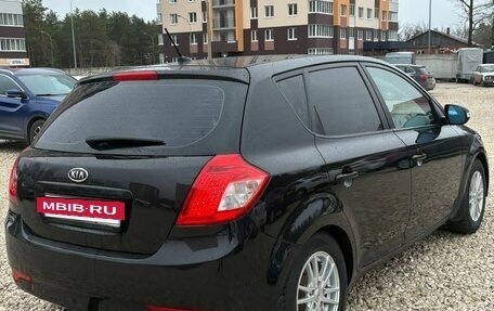 KIA cee'd I рестайлинг, 2010 год, 650 000 рублей, 2 фотография