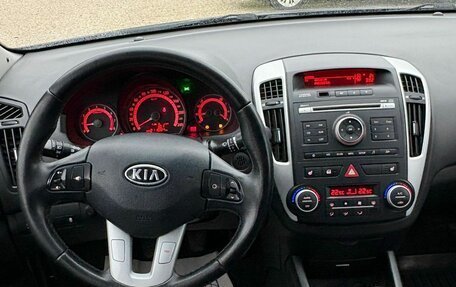 KIA cee'd I рестайлинг, 2010 год, 650 000 рублей, 6 фотография