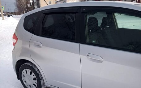 Honda Fit III, 2010 год, 745 000 рублей, 4 фотография