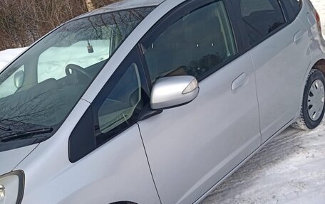 Honda Fit III, 2010 год, 745 000 рублей, 5 фотография