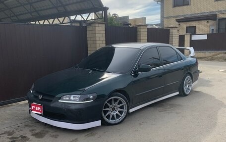 Honda Accord VII рестайлинг, 2000 год, 500 000 рублей, 1 фотография