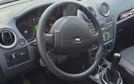 Ford Fusion I, 2011 год, 600 000 рублей, 3 фотография