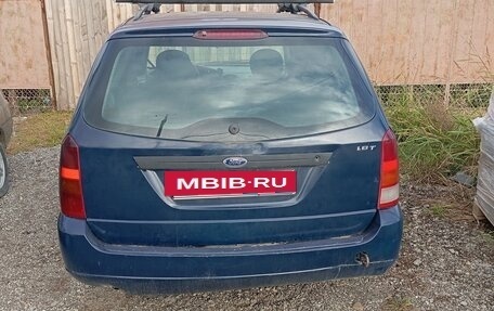 Ford Focus IV, 2001 год, 210 000 рублей, 3 фотография