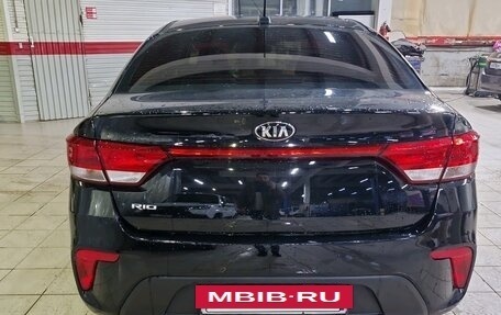 KIA Rio IV, 2018 год, 1 299 000 рублей, 4 фотография