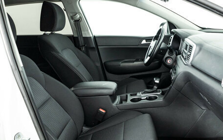 KIA Sportage IV рестайлинг, 2021 год, 2 599 777 рублей, 15 фотография