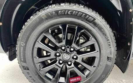 Toyota Land Cruiser Prado 150 рестайлинг 2, 2021 год, 7 700 000 рублей, 9 фотография