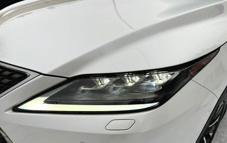 Lexus RX IV рестайлинг, 2019 год, 5 300 000 рублей, 4 фотография