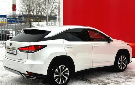 Lexus RX IV рестайлинг, 2019 год, 5 300 000 рублей, 8 фотография