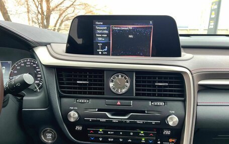 Lexus RX IV рестайлинг, 2019 год, 5 300 000 рублей, 16 фотография