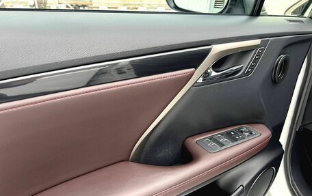 Lexus RX IV рестайлинг, 2019 год, 5 300 000 рублей, 15 фотография