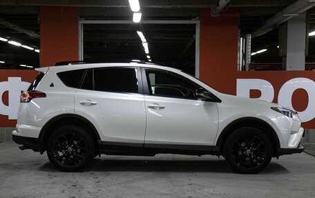 Toyota RAV4, 2019 год, 3 298 000 рублей, 4 фотография