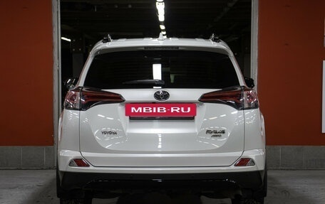 Toyota RAV4, 2019 год, 3 298 000 рублей, 6 фотография