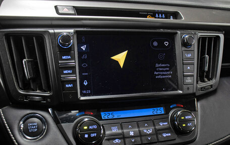 Toyota RAV4, 2019 год, 3 298 000 рублей, 21 фотография