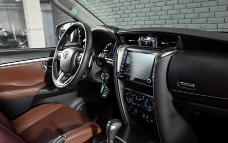 Toyota Fortuner II, 2021 год, 3 850 000 рублей, 16 фотография