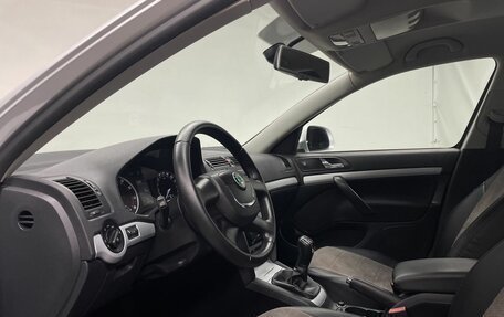 Skoda Octavia, 2011 год, 890 000 рублей, 10 фотография