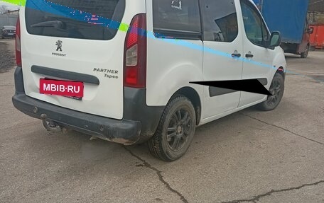 Peugeot Partner II рестайлинг 2, 2012 год, 450 000 рублей, 7 фотография