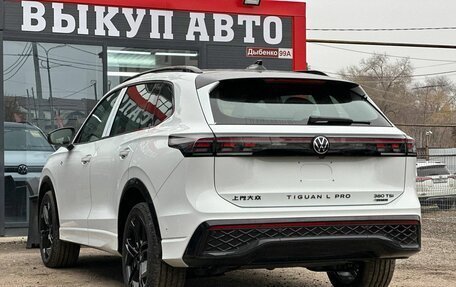 Volkswagen Tiguan, 2025 год, 4 890 000 рублей, 9 фотография