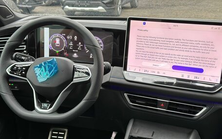 Volkswagen Tiguan, 2025 год, 4 890 000 рублей, 16 фотография